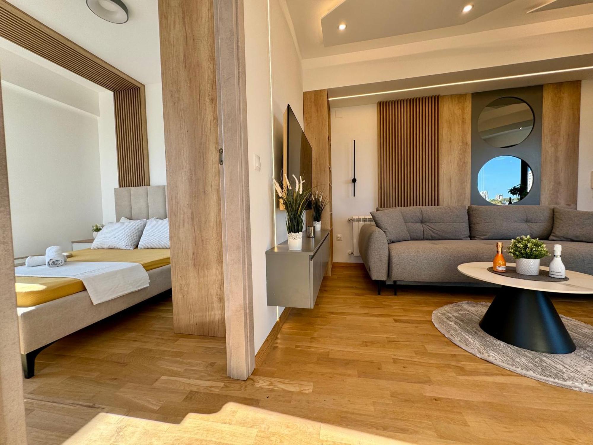 Maria Luxury Apartment Скопие Екстериор снимка