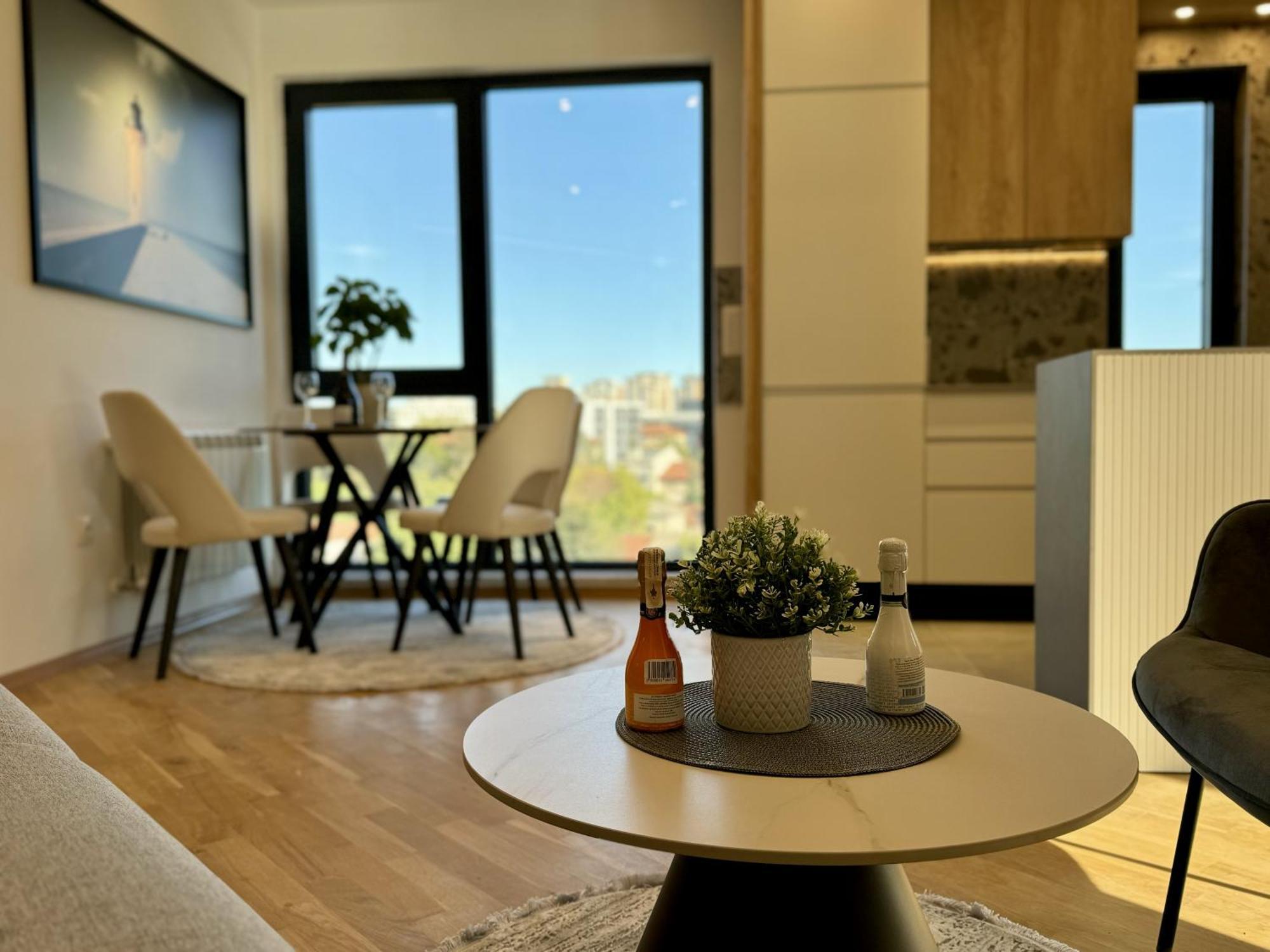 Maria Luxury Apartment Скопие Екстериор снимка